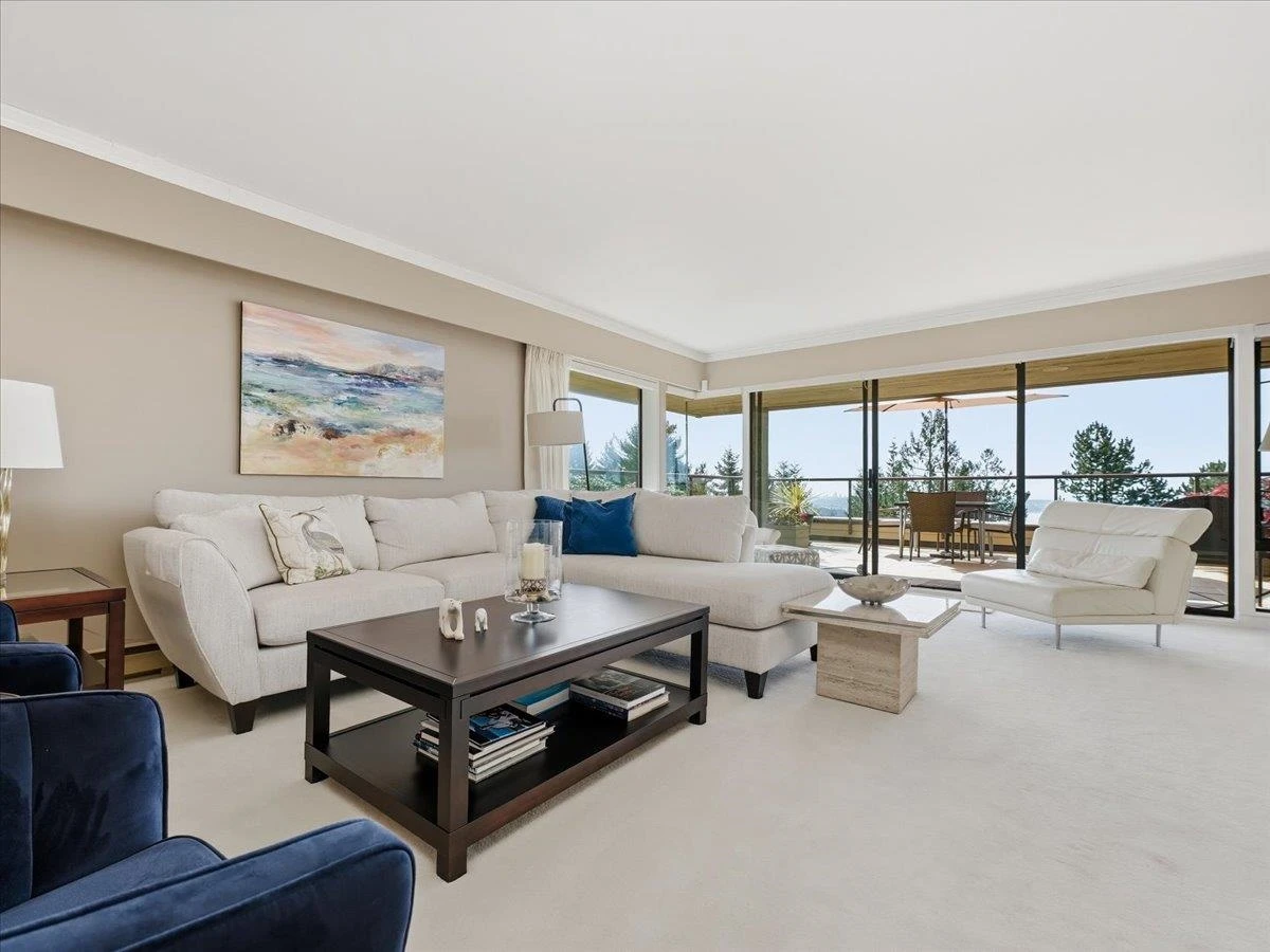 Family Room Photo of 25 2236 Folkestone Way, West Vancouver, BC