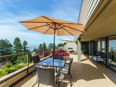 Breakfast Nook Photo of 25 2236 Folkestone Way, West Vancouver, BC