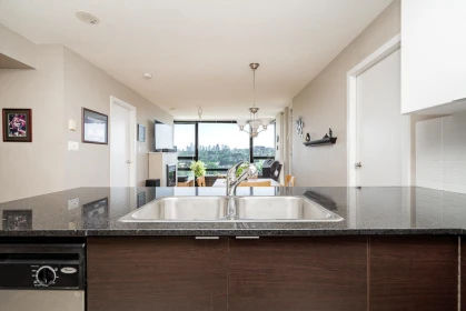 Kitchen Island Photo of 1504 4178 Dawson Street, Burnaby, BC