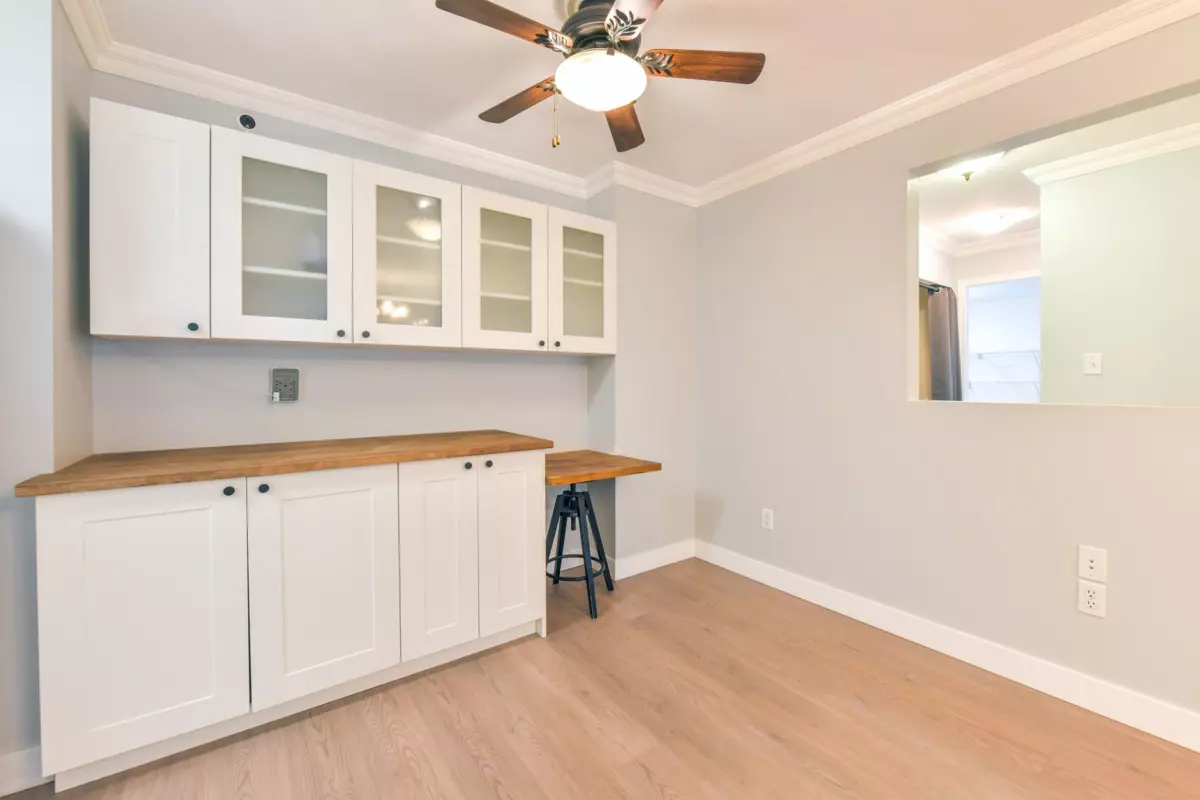 Family Room Photo of 106 1533 Best Street, White Rock, BC