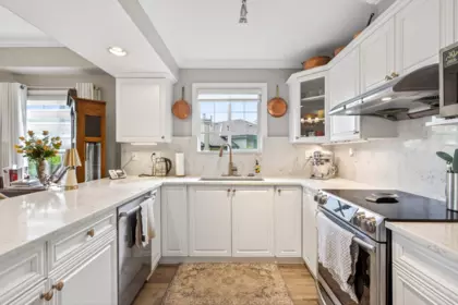 Breakfast Nook Photo of 73 2979 Panorama Drive, Coquitlam, BC