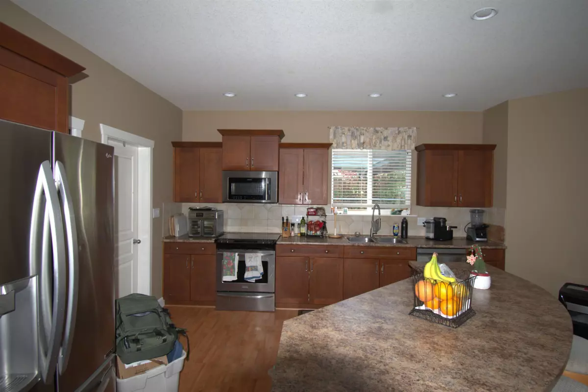 Living Room Photo of 20177 71a Avenue, Langley, BC