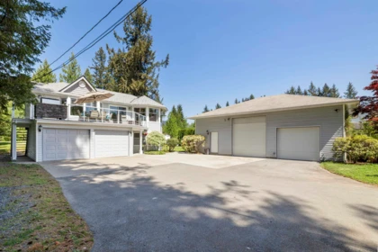 Outdoor Kitchen Photo of 32971 Dewdney Trunk Road, Mission, BC