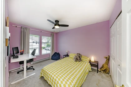 Basement Recreation Room Photo of 20 2590 Panorama Drive, Coquitlam, BC
