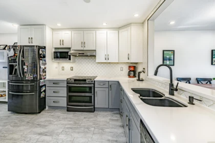 Walk-In Closet Photo of 20 2590 Panorama Drive, Coquitlam, BC