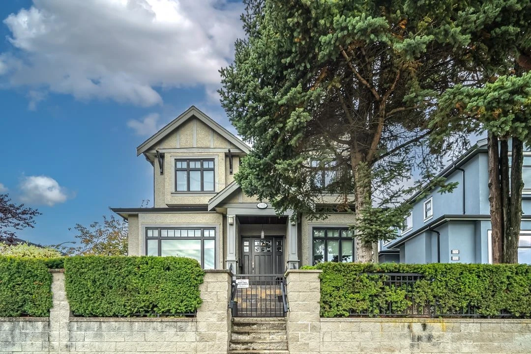 Exterior Rear Photo of 1507 E 55th Avenue, Vancouver, BC