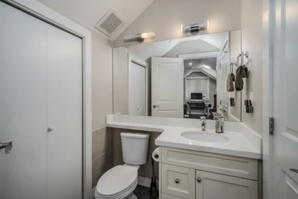Mudroom Photo of 1507 E 55th Avenue, Vancouver, BC