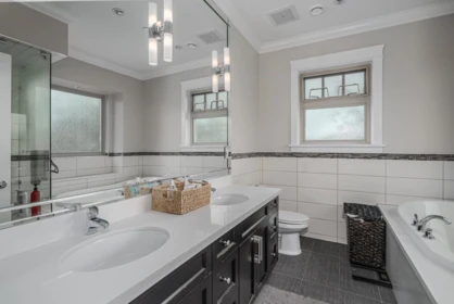 Primary Bathroom Photo of 1507 E 55th Avenue, Vancouver, BC