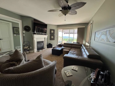 Entry Foyer Photo of 7064 Satchell Street, Abbotsford, BC