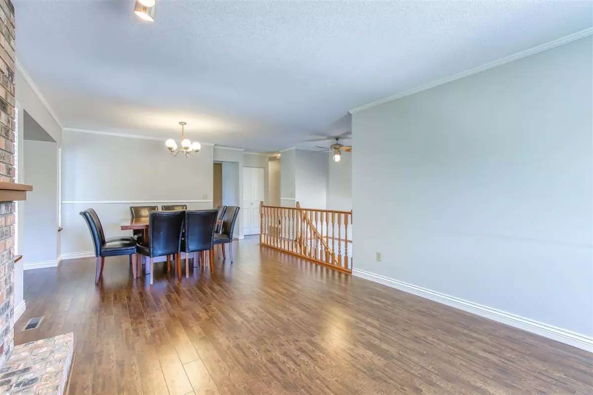 Dining Area Photo of 13095 65a Avenue, Surrey, BC