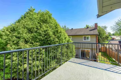 Front Yard Photo of 13095 65a Avenue, Surrey, BC
