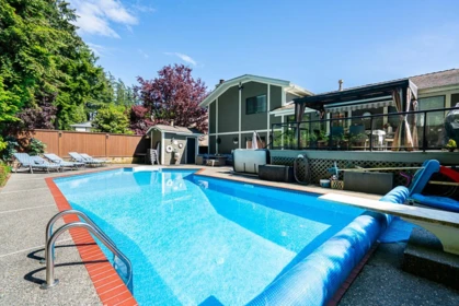 Hot Tub / Spa Photo of 14449 19a Avenue, Surrey, BC