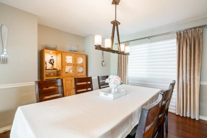 Powder Room Photo of 14449 19a Avenue, Surrey, BC