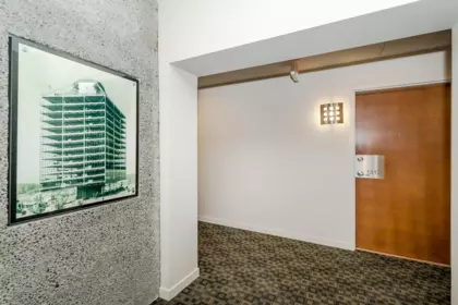 Hallway Photo of 1312 1333 W Georgia Street, Vancouver, BC