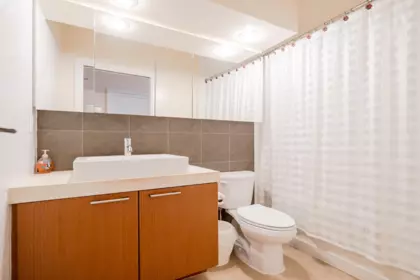 Mudroom Photo of 1312 1333 W Georgia Street, Vancouver, BC