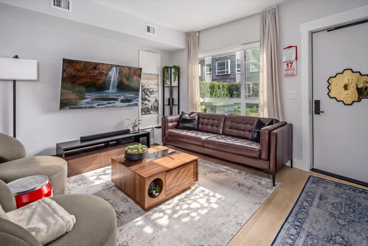 Living Room Photo of 109 12040 Plaza Street, Maple Ridge, BC