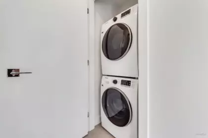 Laundry Room Photo of 2003 901 Lougheed Highway, Coquitlam, BC