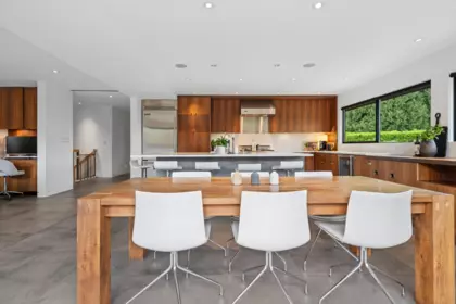 Kitchen Island Photo of 1873 Esquimalt Avenue, West Vancouver, BC