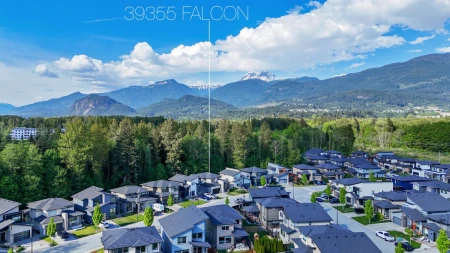 Fitness Center Photo Near 39355 Falcon Crescent, Squamish, BC