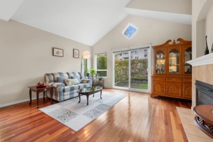 Kitchen Photo of 62 15133 29a Avenue, Surrey, BC