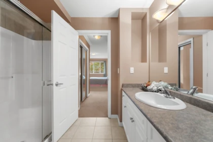 Powder Room Photo of 62 15133 29a Avenue, Surrey, BC