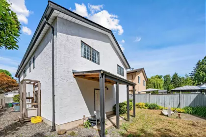 Garden / Landscaping Photo of 7580 Welton Street, Mission, BC