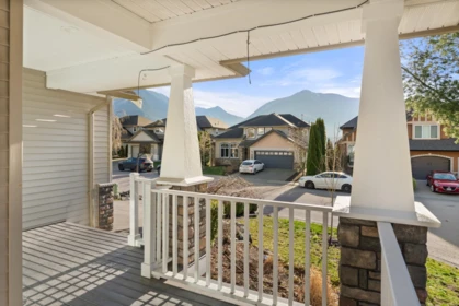 46001 Bridle Ridge Crescent, Chilliwack, BC, Chilliwack — Single Family Residence for sale