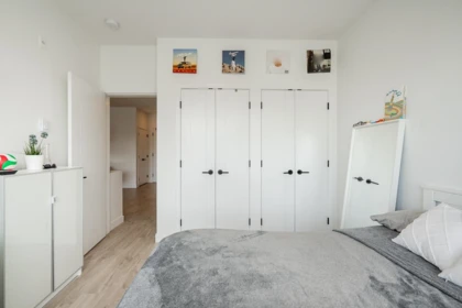 Walk-In Closet Photo of 609 32838 Landeau Place, Abbotsford, BC
