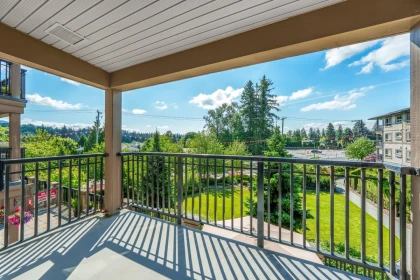 Hallway Photo of 307 3178 Dayanee Springs Boulevard, Coquitlam, BC