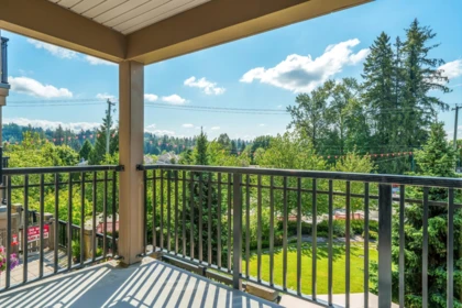 Staircase Photo of 307 3178 Dayanee Springs Boulevard, Coquitlam, BC