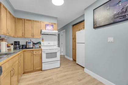 Kitchen Photo of 9433 Menzies Street, Chilliwack, BC