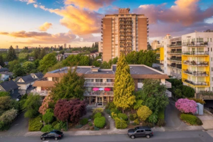 Laundry Room Photo of 109 815 Fourth Avenue, New Westminster, BC