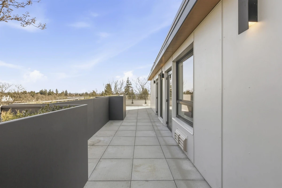 Living Room Photo of 308 3590 W 39th Avenue, Vancouver, BC