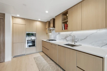 306 4880 Lougheed Highway, Burnaby, BC, Burnaby — Apartment/Condo for sale