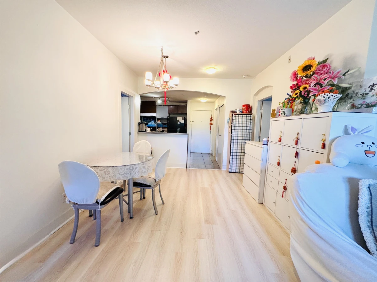 Living Room Photo of 116 6033 Katsura Street, Richmond, BC