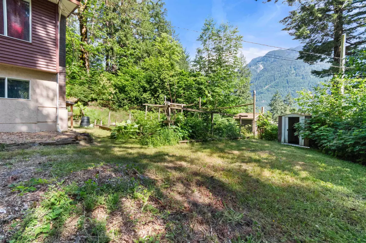 Family Room Photo of 21128 Landstrom Road, Hope, BC