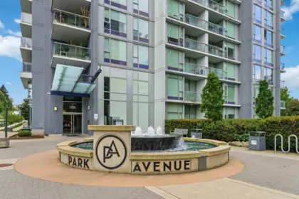 2606 13696 100 Avenue, Surrey, BC, Surrey — Apartment/Condo for sale