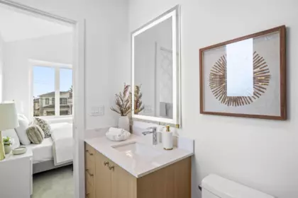 Hallway Photo of 102 16755 21 Avenue, Surrey, BC