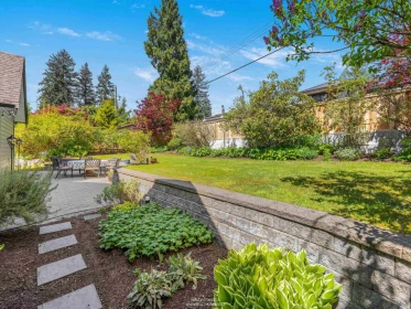Street View Photo of 938 Beaumont Drive, North Vancouver, BC