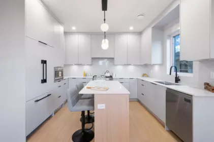 Breakfast Nook Photo of 5 4855 Venables Street, Burnaby, BC