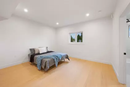 Office / Den Photo of 5 4855 Venables Street, Burnaby, BC