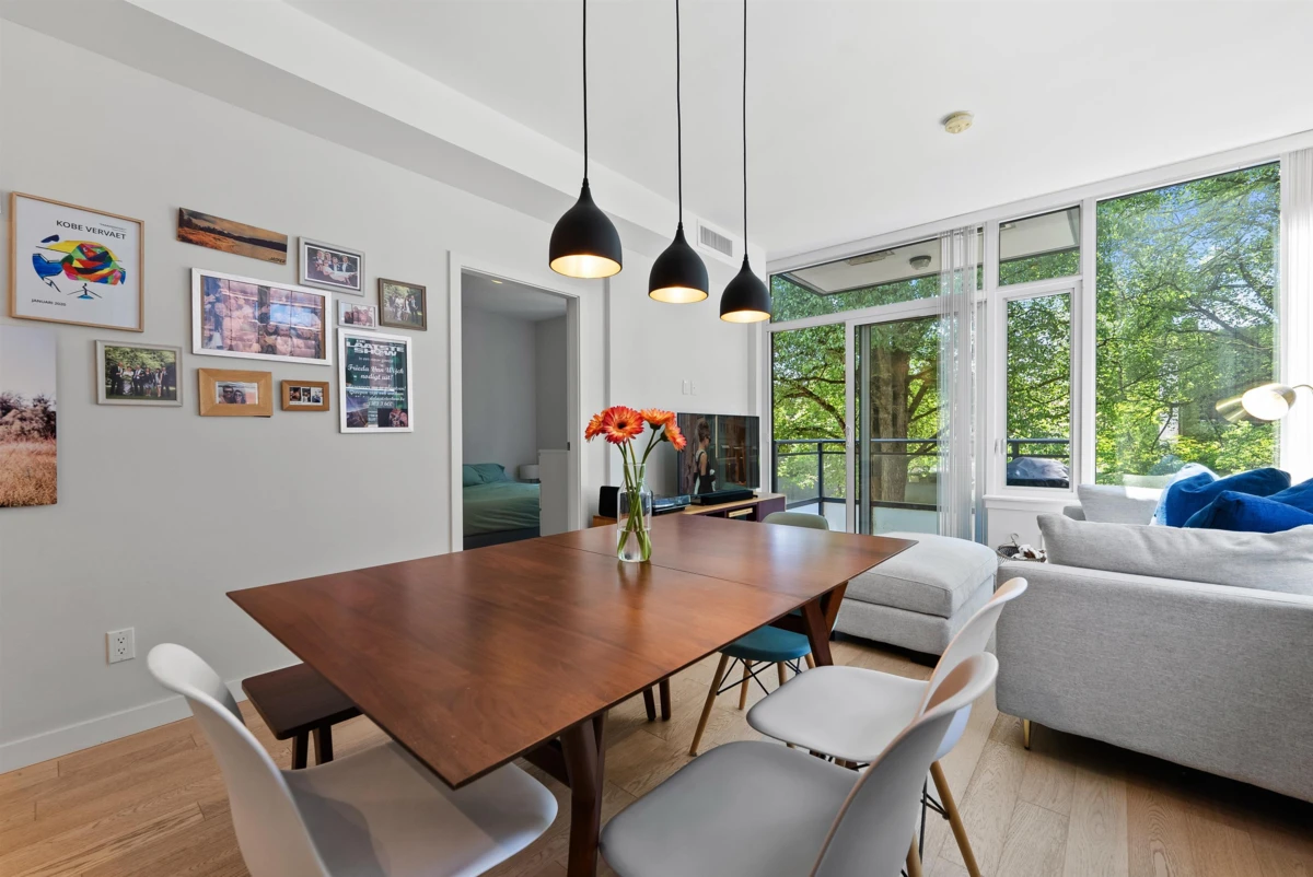 Family Room Photo of 308 2565 Maple Street, Vancouver, BC