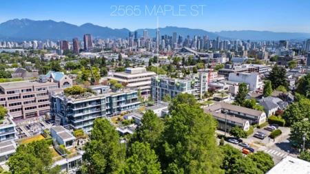 Hot Tub / Spa Photo of 308 2565 Maple Street, Vancouver, BC