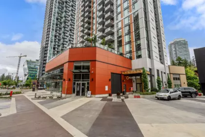 809 13725 George Junction, Surrey, BC, Surrey — Apartment/Condo for sale