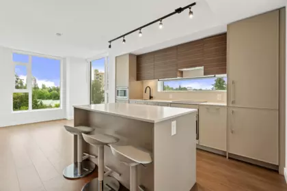 Office / Den Photo of 809 13725 George Junction, Surrey, BC