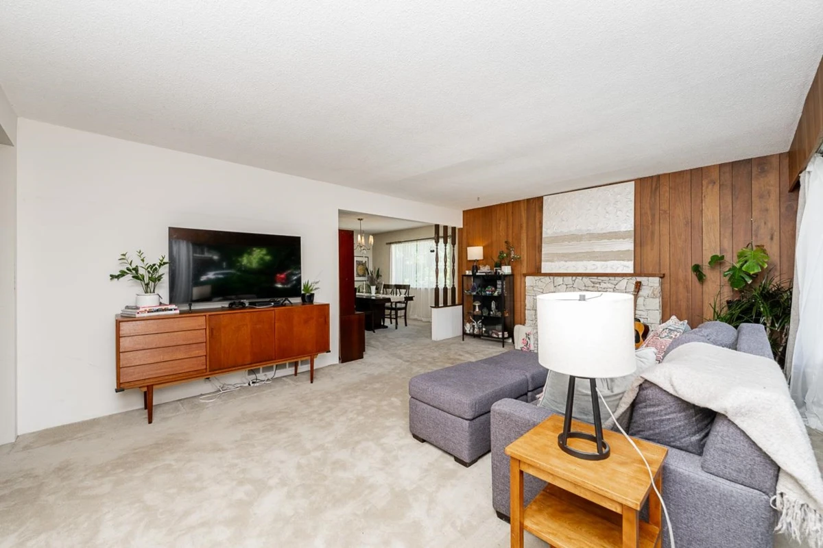 Living Room Photo of 1453 Coleman Street, North Vancouver, BC