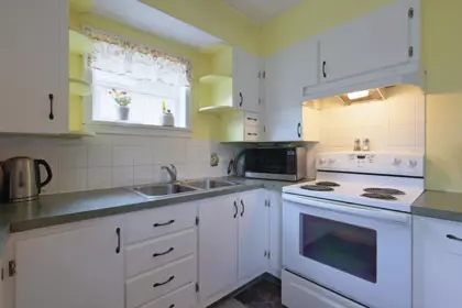Breakfast Nook Photo of 2546 Eton Street, Vancouver, BC