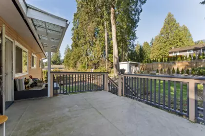 Breakfast Nook Photo of 922 Canyon Boulevard, North Vancouver, BC