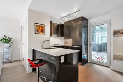 502 1283 Howe Street, Vancouver, BC, Vancouver — Apartment/Condo for sale