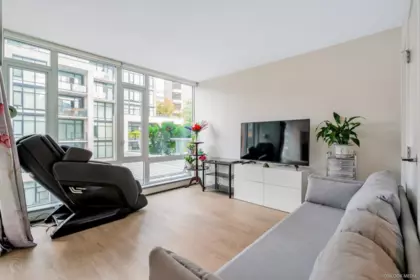 Pantry Photo of 502 1283 Howe Street, Vancouver, BC